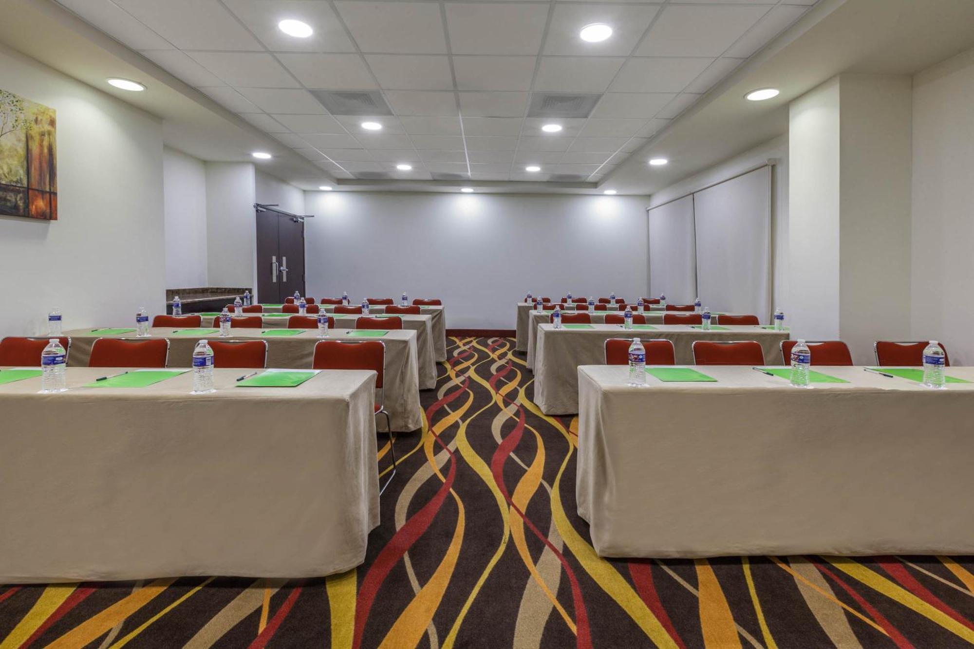 Garden Park Hotel San Luis Potosí Екстериор снимка
